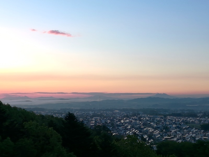 201905300346日の出らしい.jpg