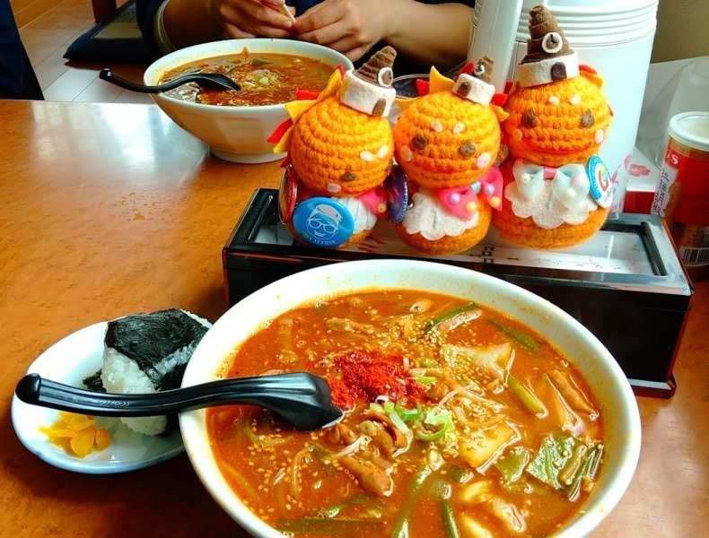 20200628すずや食堂 モツラーメン.jpg