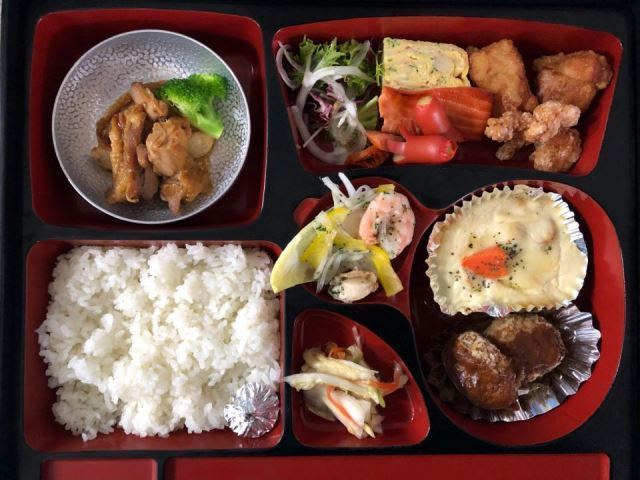 ホテルベルクラシック北見お弁当 (2).jpg